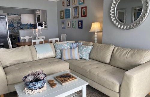 Eersterivierstrand Apartment | Oceanfront Bliss at Net Hier - 4 Star, Rated 9/10!
