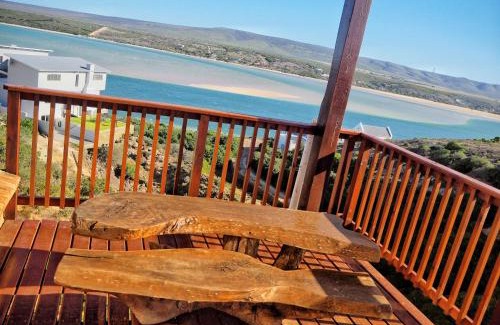 Port Beaufort House | Serene Oceanfront Retreat at Net Net Holiday Home