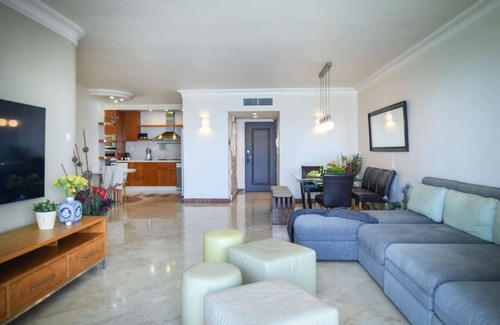 Netanya Apartment | Seaside Escape: Netanya Panoramic 4BR Apartment by Sea N' Rent
