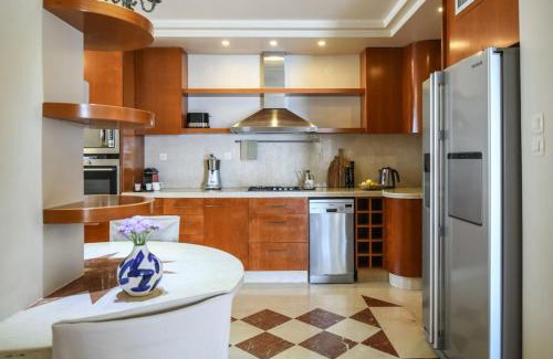 Netanya Apartment | Beautiful Netanya Sea-View Apartment by Sea N' Rent