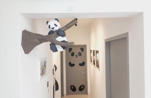 Jenjarom Apartment | Family-Friendly Stay at Netflix Panda House with Pool