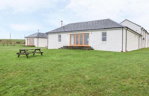 Rothesay House | Explore Nether Stravannan South: Ocean View & Pet Friendly