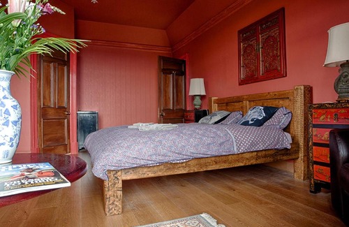 Liberton House | Pet-Friendly Stay at Netherbrae with Kitchen Amenities