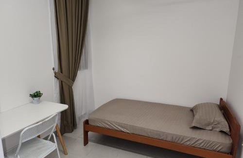 Cheras Apartment | Modern 3-Bedroom Hotel with KLCC View & Pool Access