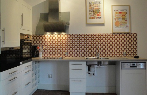 Nettancourt House | Indulge in a Villa with Private Heated Pool & Top Amenities