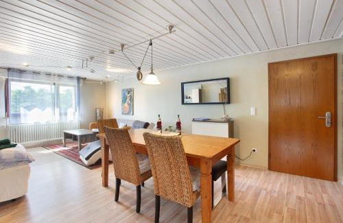 Bad Saeckingen Apartment | Cozy Nette Hütte: Child-Friendly Retreat with Great Reviews