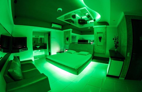 Centro Hotel | Relax at Netuno Motel - Ideal for Adults with Breakfast