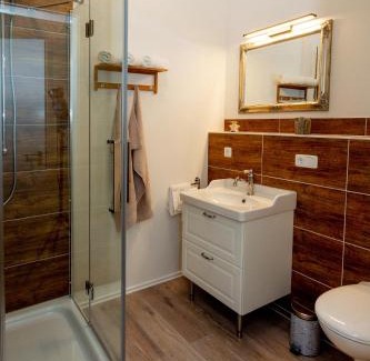 Toppenstedt Apartment | Child-Friendly Retreat at Appartement Zur Heideblüte