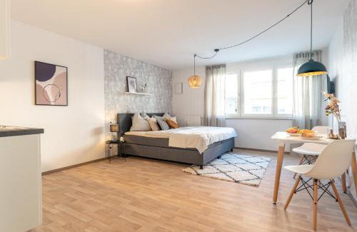 Leinfelden-Echterdingen Apartment | Modern Business Apartment Near Messe & Airport - Family Friendly