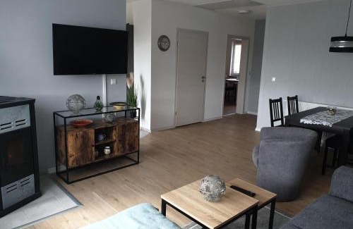 Sallgast House | Discover NEU! Ferienhaus Kurio: Family-Friendly Retreat