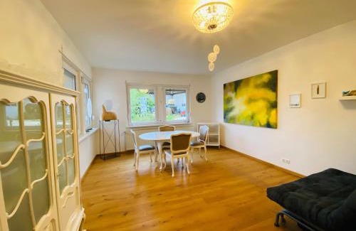 Kluesserath Apartment | Discover Ferienwohnung Atelier 7: Pet & Child Friendly Stay