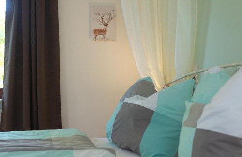 Toppenstedt Apartment | Discover Family-Friendly Comfort at Ferienwohnung Zur Linde