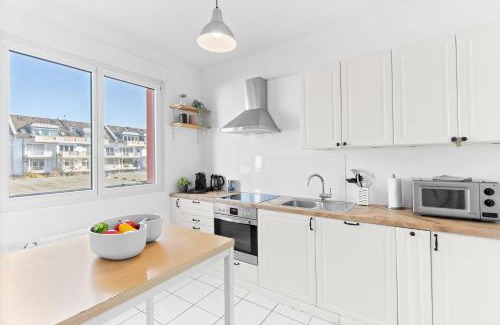 Neu-Isenburg Apartment | Cozy 3-Room Apartment - Perfect for Family Stays