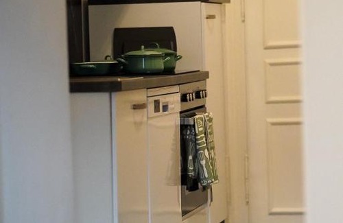 Erdberg Apartment | Modern Apartment Near City Center - Rated 9/10!