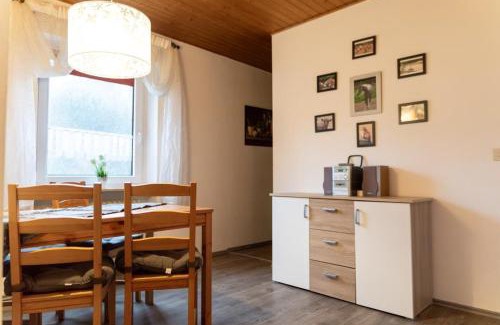 Weissenstadt Apartment | Cozy Reiterhof Finkenmühle Fewo Sancho with Fireplace