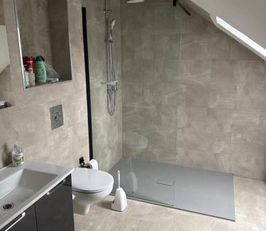 Gaedheim Apartment | Newly Renovated 2-Room Apartment for Family Getaways