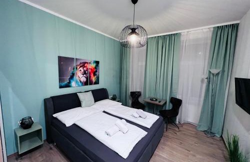 Margareten Apartment | Recently Renovated Family-Friendly Retreat with Top Ratings