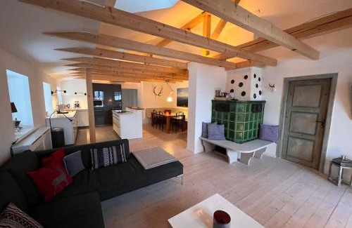 Luitpolderhofe Apartment | Enchanting Mountain View Apartment - 4 Star, Family-Friendly