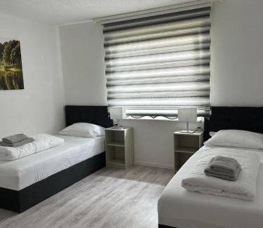 Lohfelden Apartment | Neubau Schmidt 4 Zimmer Kassel Autobahn nähe