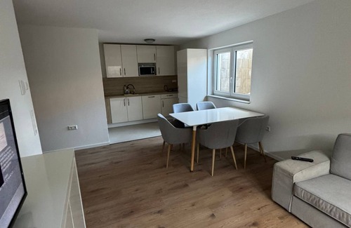 Ehingen Apartment | Cozy 3-Room Apartment with Breakfast and Family Amenities