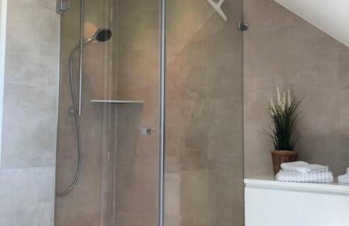 Herlazhofen Apartment | Relaxing Retreat: Exceptional Family-Friendly Apartment