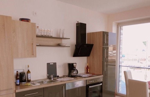 Mitte-Sud House | Neuer Hafen - Breathtaking 180° Views & Family-Friendly Stay