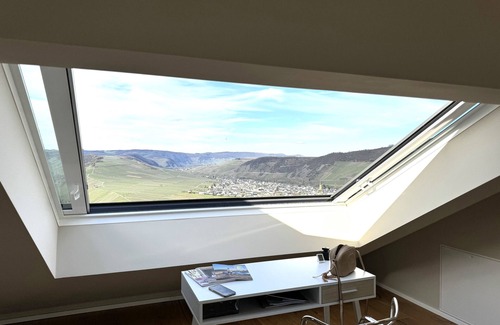 Zummeterhof Apartment | Modern Loft with Mosel Views & Family-Friendly Amenities