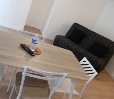 Saint-Julien-de-Vouvantes Apartment | Cozy NEUF Au Clair De Lune - Family-Friendly Retreat