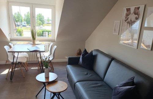 Schwerin Apartment | Neumühler Hof: Pet-Friendly Retreat Near Congress Center