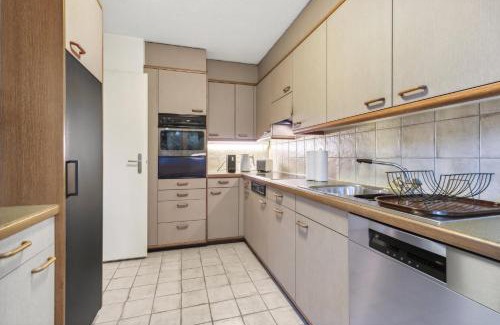 District 8 Apartment | Family-Friendly Comfort at Neumünsterstrasse 26 Hotel