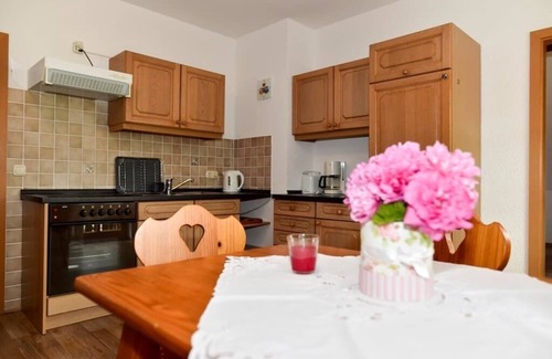Traitsching Apartment | Idyllic Getaway with Garden Views and Family-Friendly Amenities