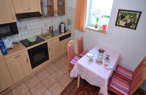 Neustadt am Rennsteig House | Neustadt 2BR with Garden, cleaning included