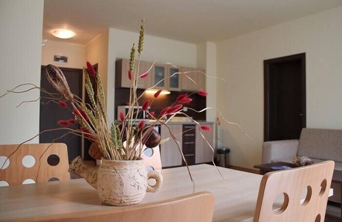 Pamporovo Apartment | Enjoy Comfort at Nevada Aparthotel with Spa and Dining