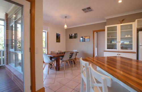 Tawonga House | Discover Neve e Fiume: Family-Friendly Retreat by the River