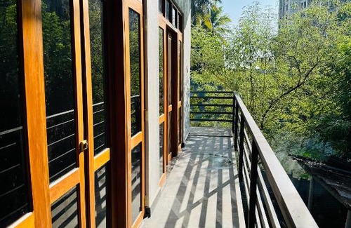 Thalaramba House | Nevil's Villa