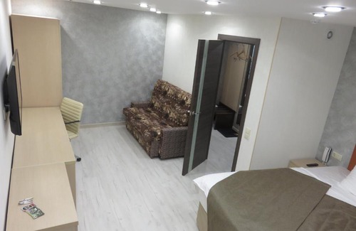 St. Petersburg City Centre Hotel | Affordable Nevskiy Piter Hotel with Breakfast & Kitchen