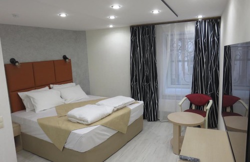 St. Petersburg City Centre Hotel | Affordable Nevskiy Piter Hotel with Breakfast & Kitchen