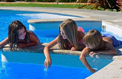 O Grove Apartment | Stylish Ático in Isla de la Toja with Pool Access