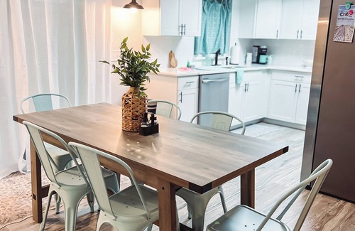 Sebastian Highlands House | New 2/2 Coastal Getaway!