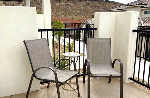 Washington House | New! 2 King suites + Bunk room