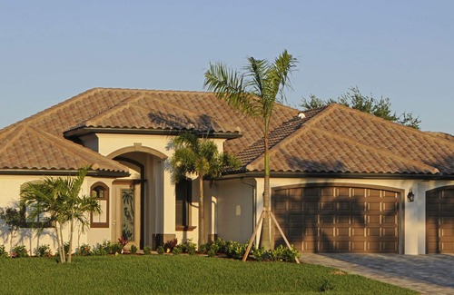 Pelican Villa | Exquisite Villa with Ocean View & Boat Mooring Access