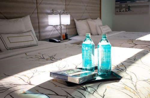 Kill Devil Hills Hotel | Oceanfront Getaway at Outer Banks Inn with Pool & Hot Tub