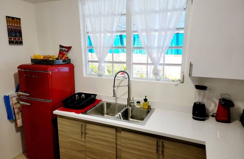 Sabana Llana Norte House | Inviting 3 Bedroom Townhouse Near Isla Verde & Airport
