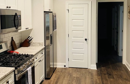 Zachary House | New 3BR/2BA Home In Heart Of Zachary (THREE BEDROOM)