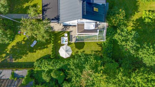 Kesklinn Apartment | Family-Focused 3BR Home with Expansive Garden Retreat