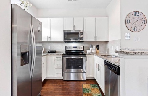 West Kissimmee House | New 4BDR House near Disney! 8979