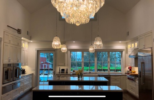 Sonoma House | Experience a 5-Bedroom Luxury Farm with Pool & Spa