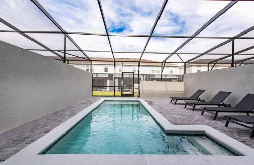 Davenport House | NEW 5BD Harry Potter Rainbow Slide and StarWars