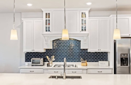 Lewes House | Beautiful 7BR House Steps from Beaches with Spa & Hot Tub