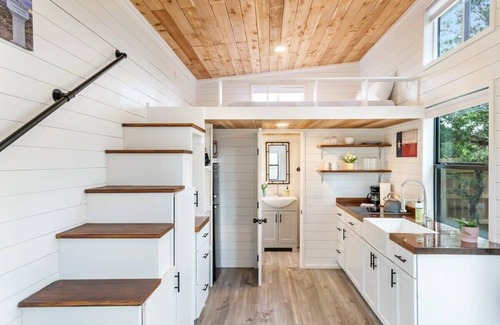 Dripping Springs Cabin | Charming Tiny House #2 at Infinity Ranch - Pet & Child Friendly